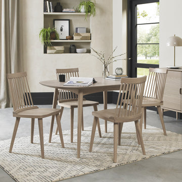 Bentley Designs Dansk Scandi Oak 4 Seater Dining Table & 4 Ilva Chairs